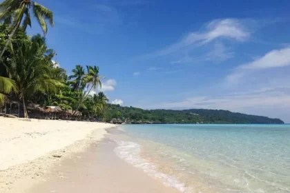Nirwana Beach Padang