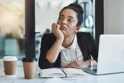 10 Clear Signs It's Time to Consider a Change in Your Job
