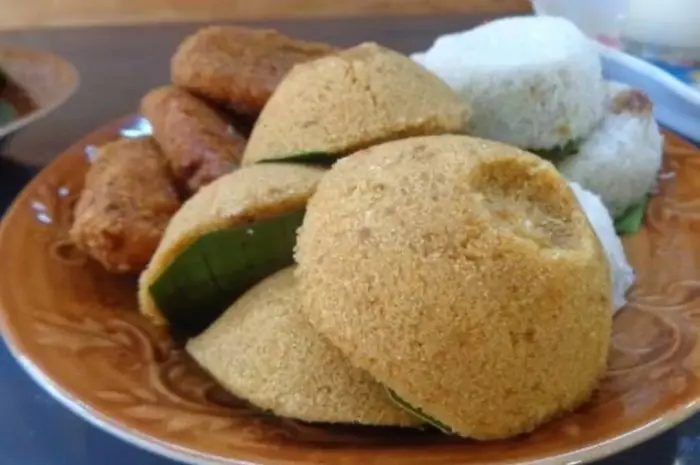 Traditional Cakes from South Sulawesi