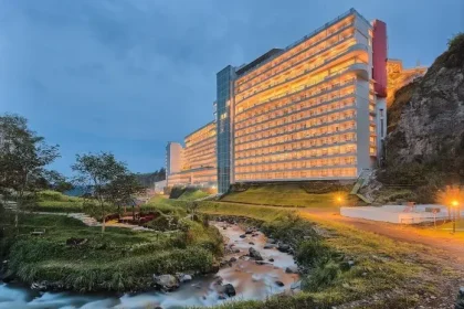 Best Hotels in Puncak that are ideal for Holidays with Family or Couples