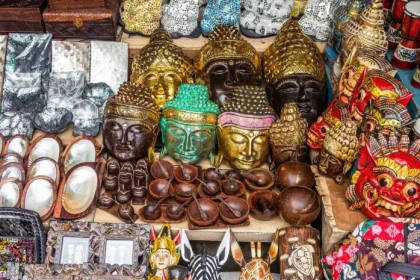 Typical Balinese Souvenirs That Are Suitable to Take Home as Unique Gifts for Family